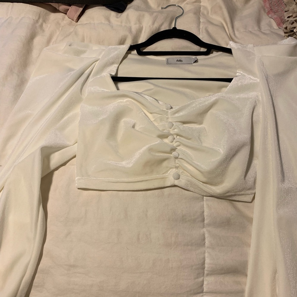 Long sleeve velvet blouse